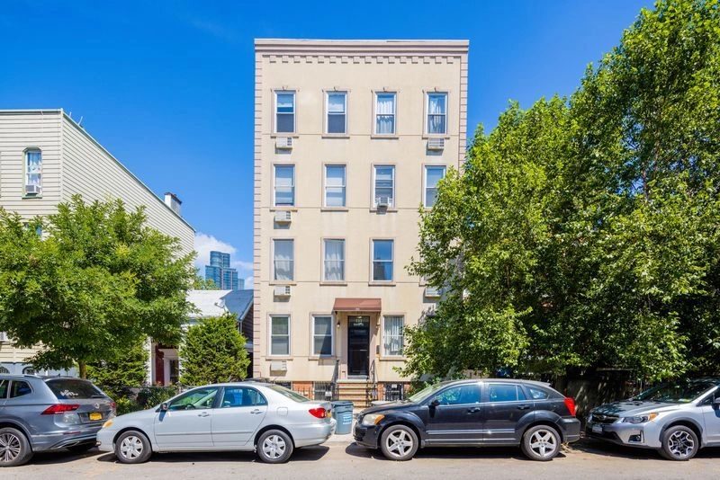 111 Huron Street