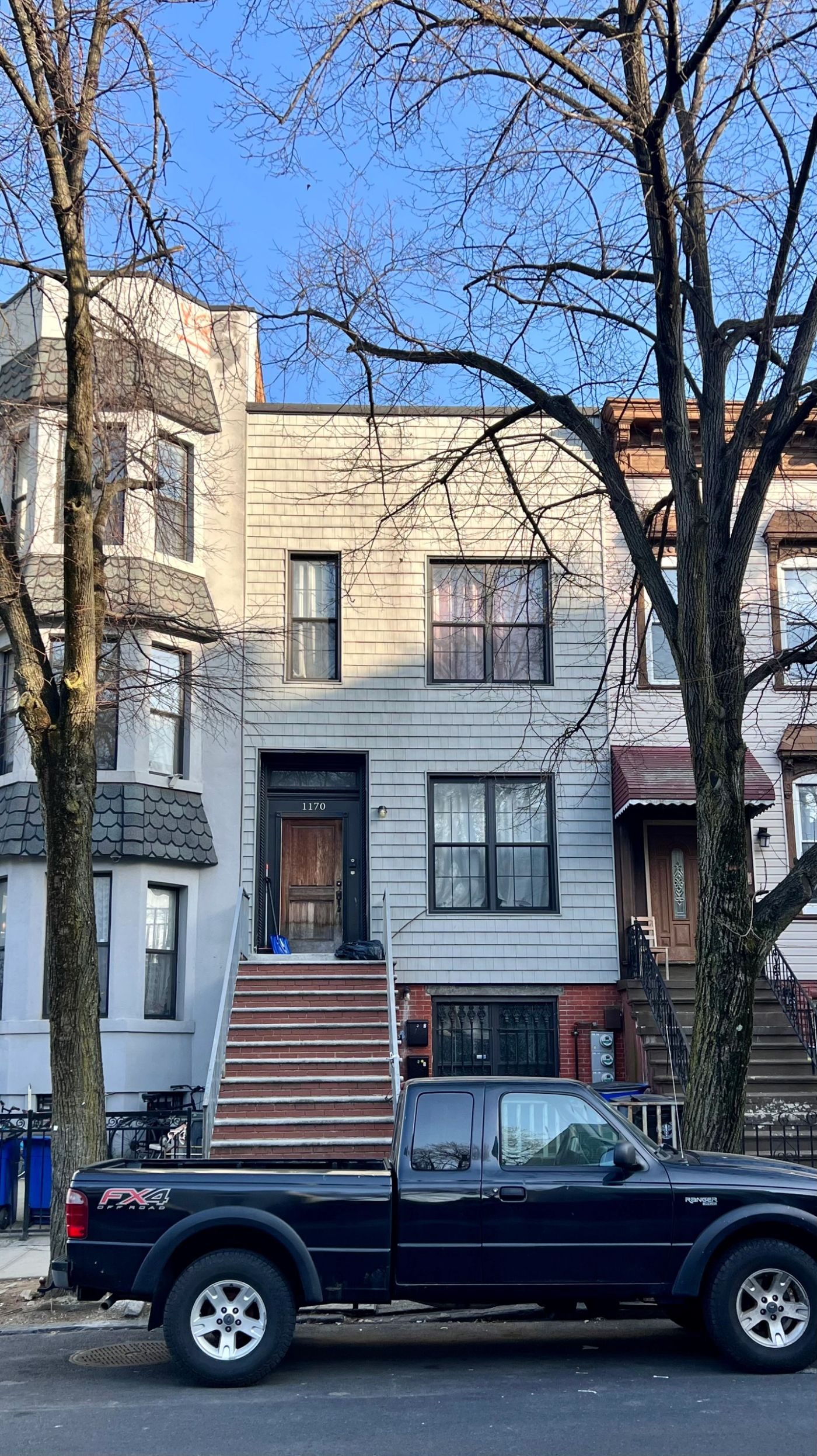 1170 Putnam Avenue