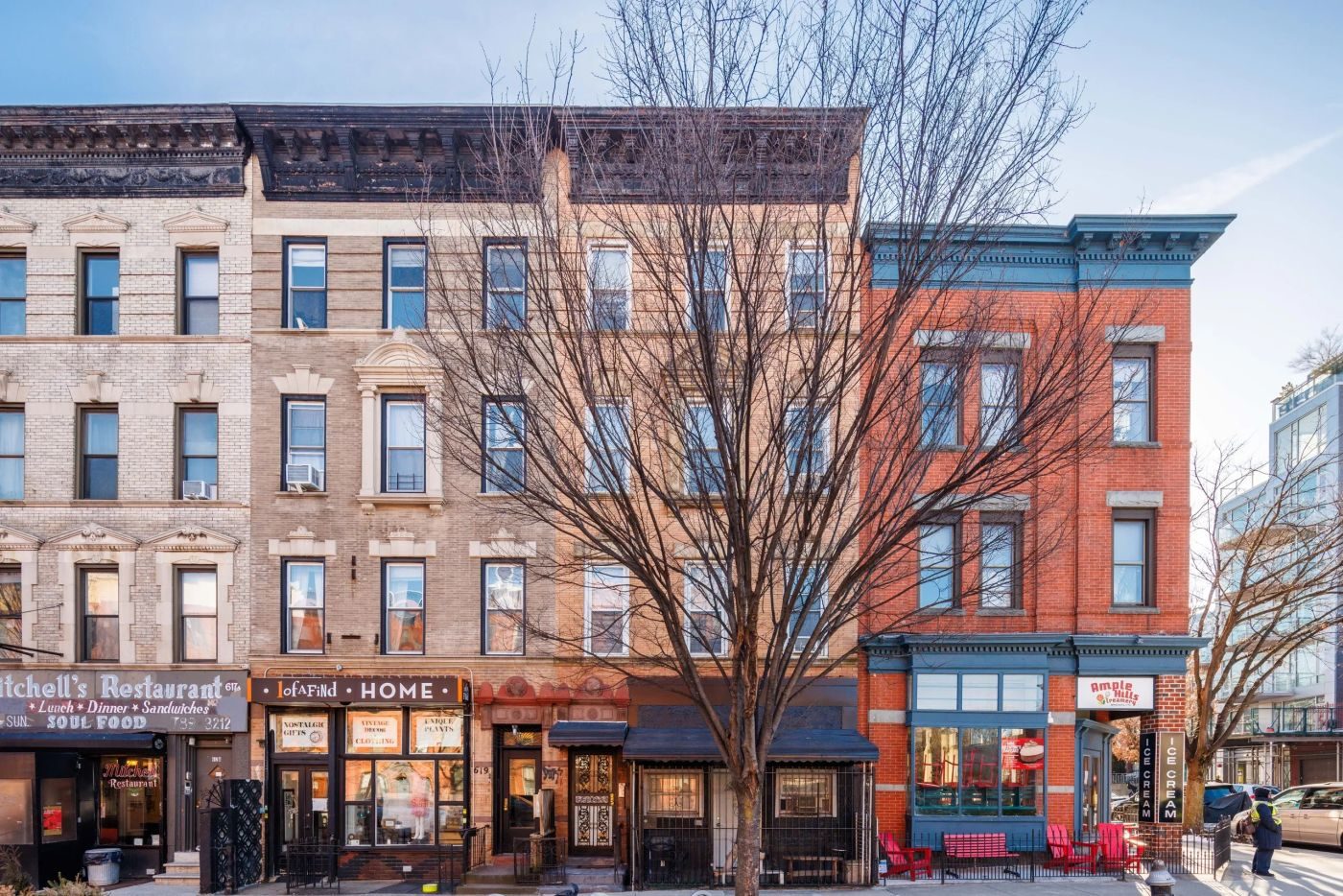 621 Vanderbilt Avenue